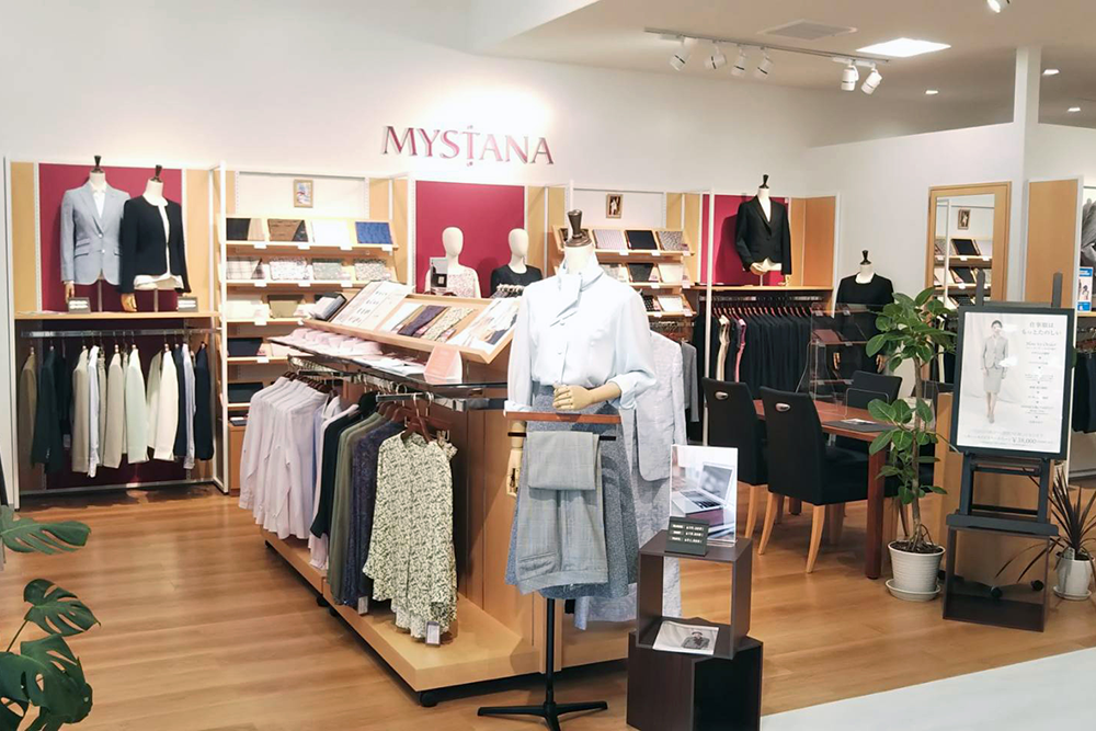 レディース・女性用オーダースーツ MYSTANA（ミスターナ） 浮間舟渡店 内観